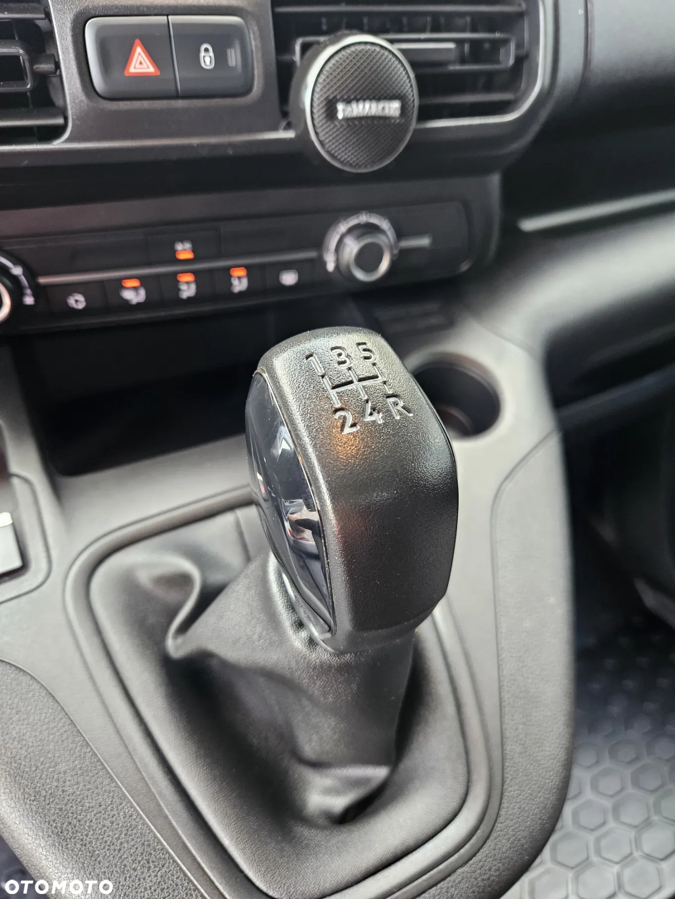 Peugeot Partner - 23