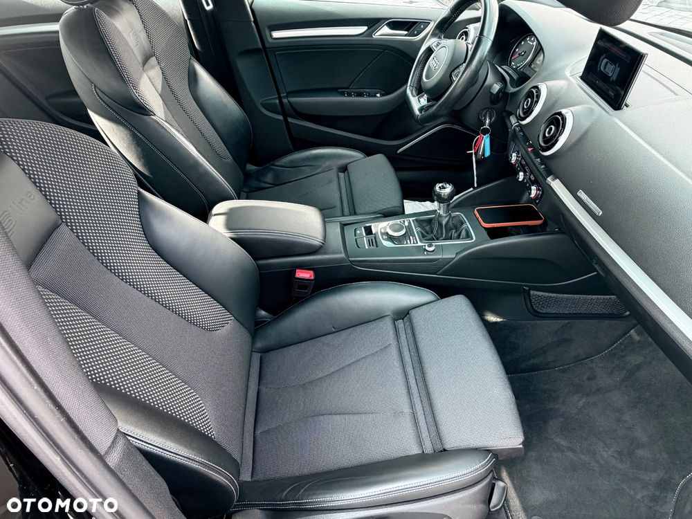 Audi A3 Sportback 1.8 TFSI S line Sportpaket - 31