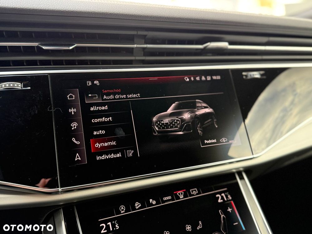 Audi Q8 - 34