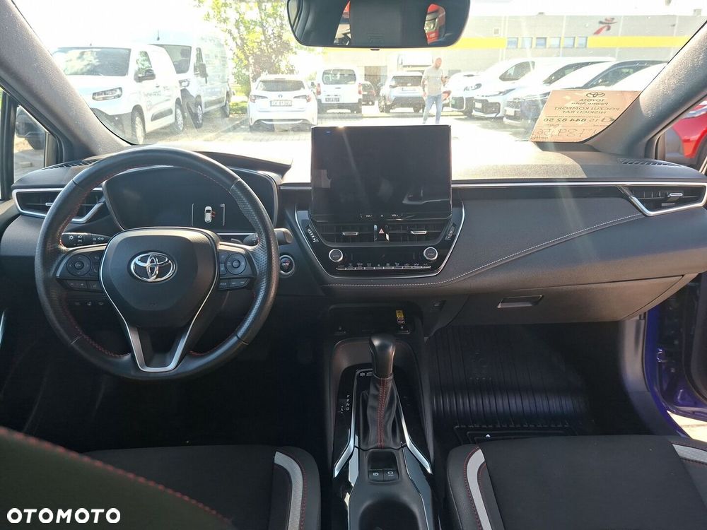 Toyota Corolla 2.0 Hybrid GR Sport Dynamic - 11