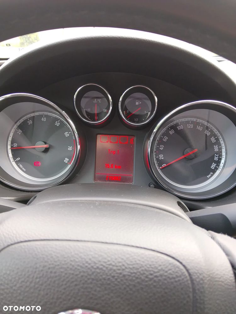 Opel Insignia 1.8 - 22