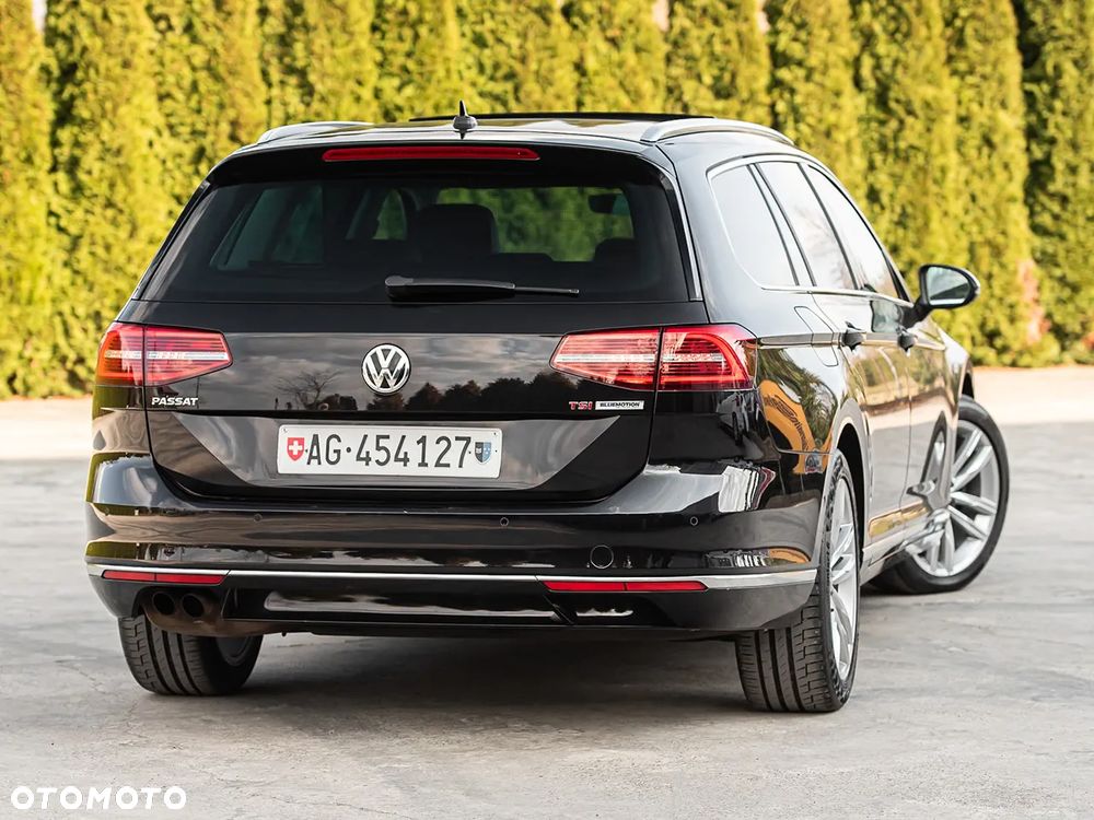 Volkswagen Passat Variant - 12