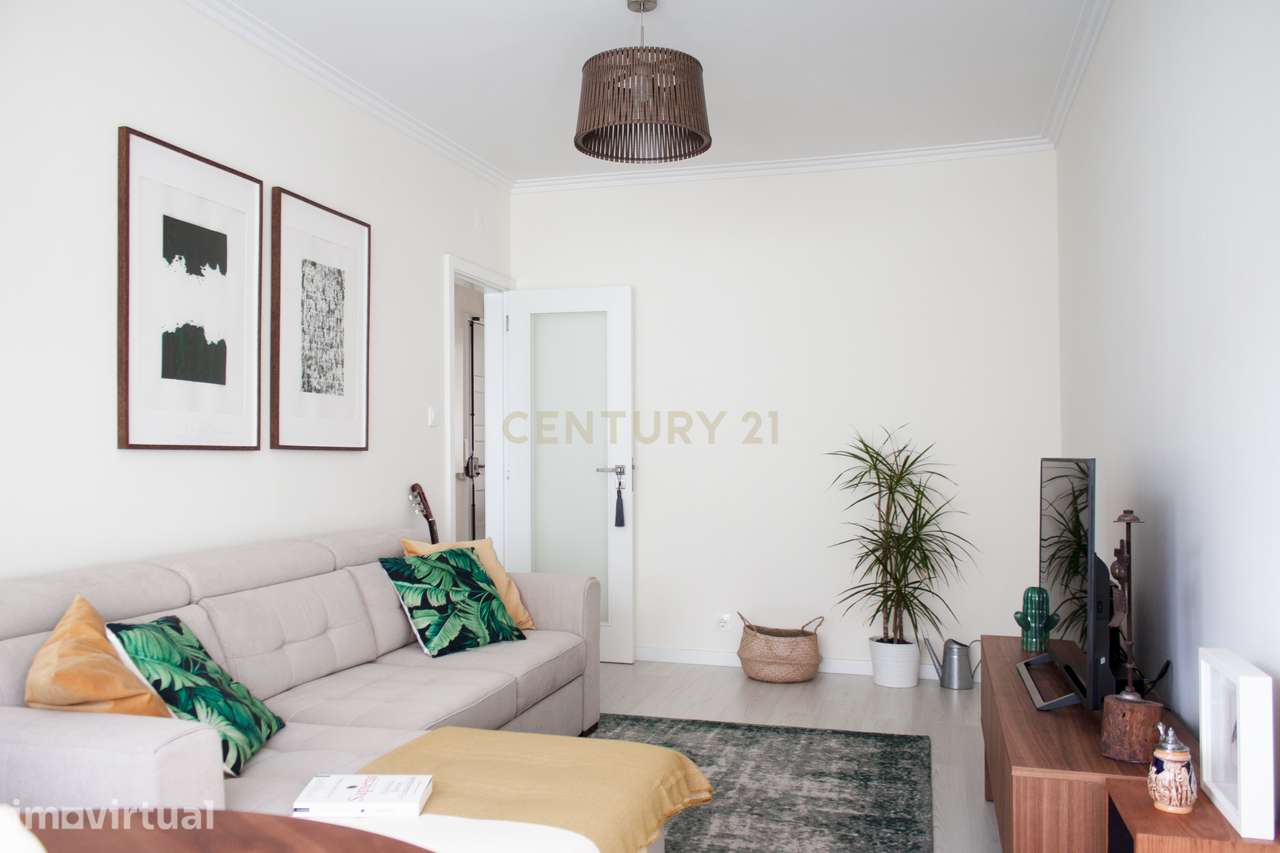 Arrendamento - Apartamento T2 Renovado | Odivelas - Grande imagem: 3/12