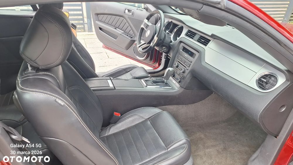 Ford Mustang 3.7 V6 Premium - 11