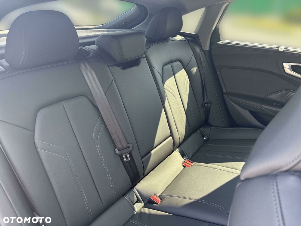 Audi A5 Limousine - 18