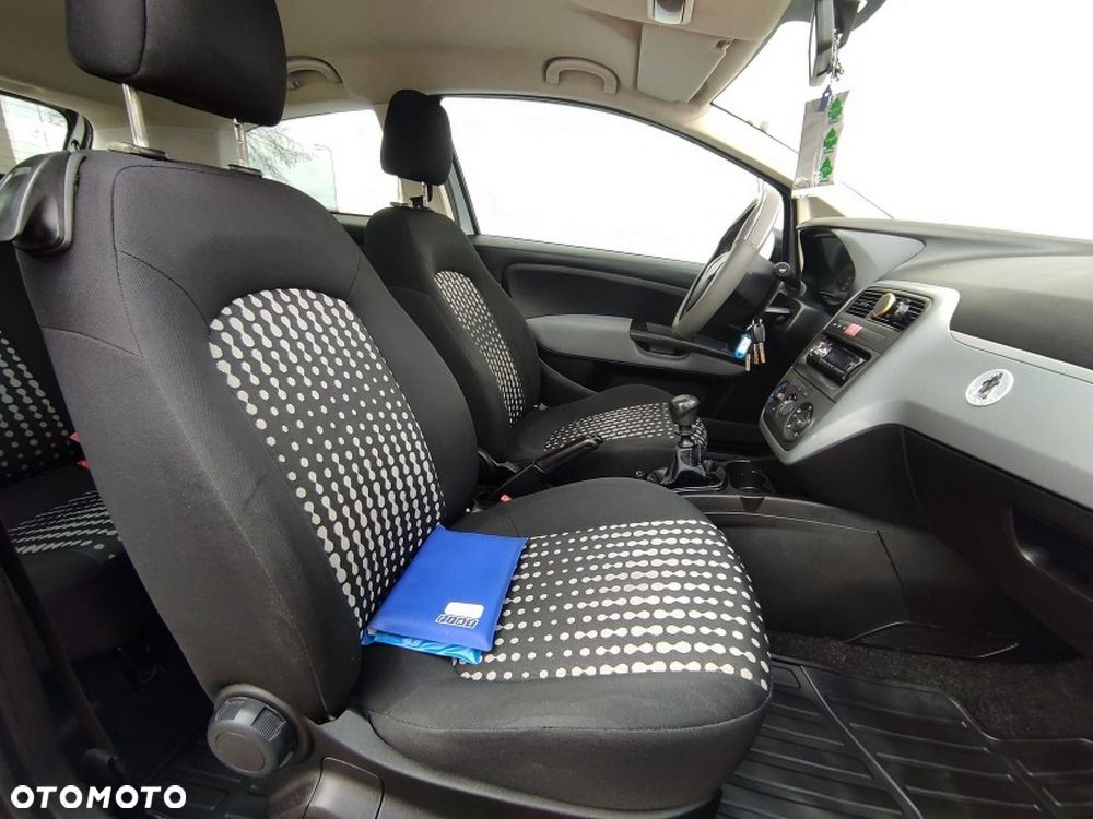 Fiat Grande Punto - 13