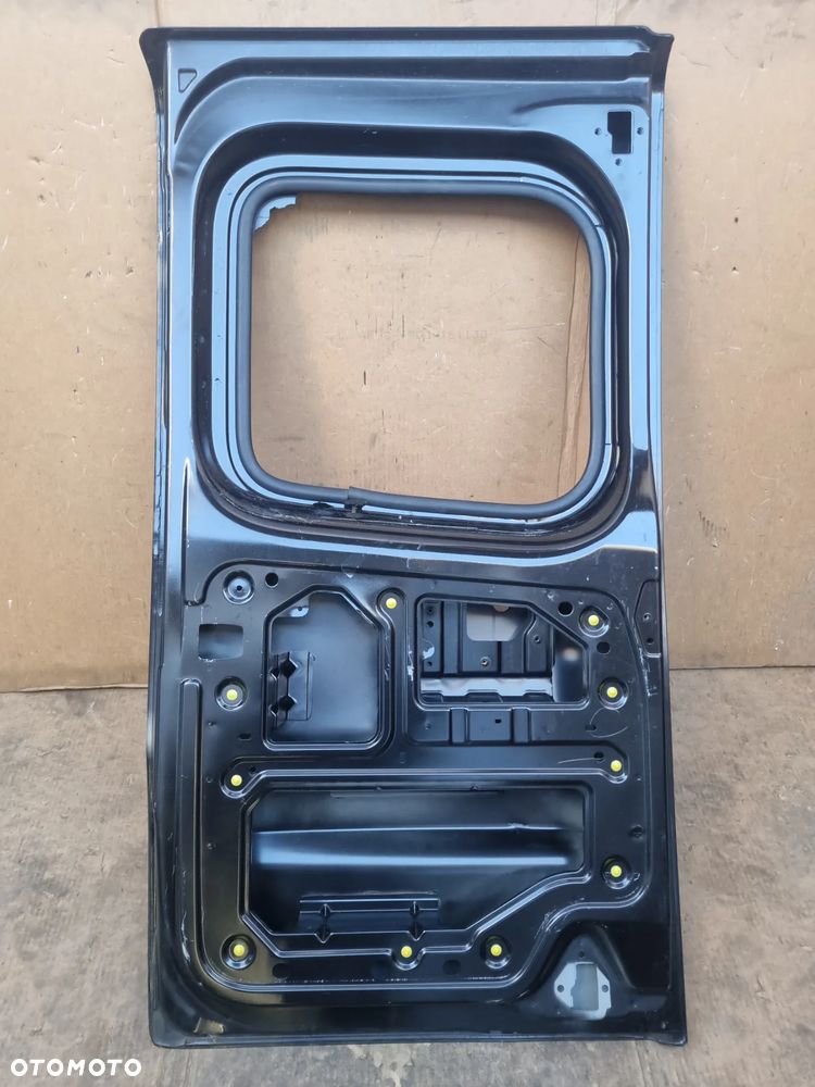 RENAULT TRAFIC III OPEL VIVARO B FIAT TALENTO NISSAN NV300 DRZWI PRAWY TYŁ - 4