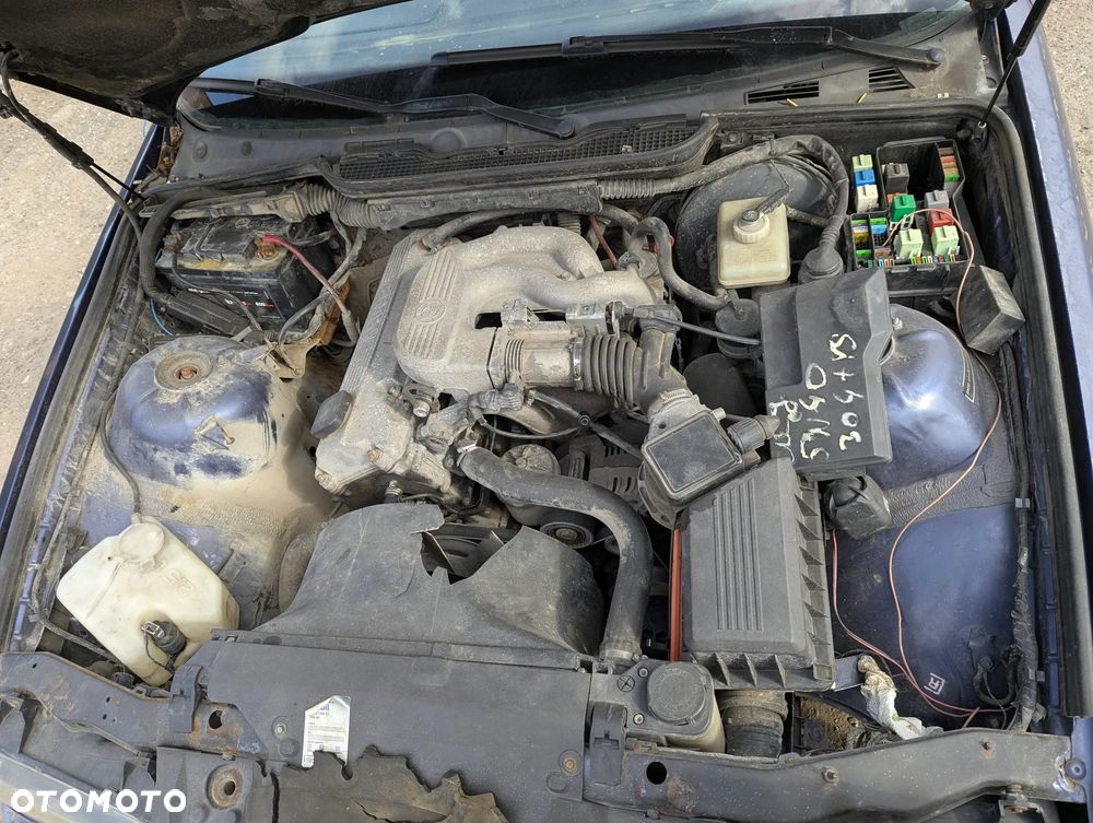 BMW E36 Compact 316i na części - 9