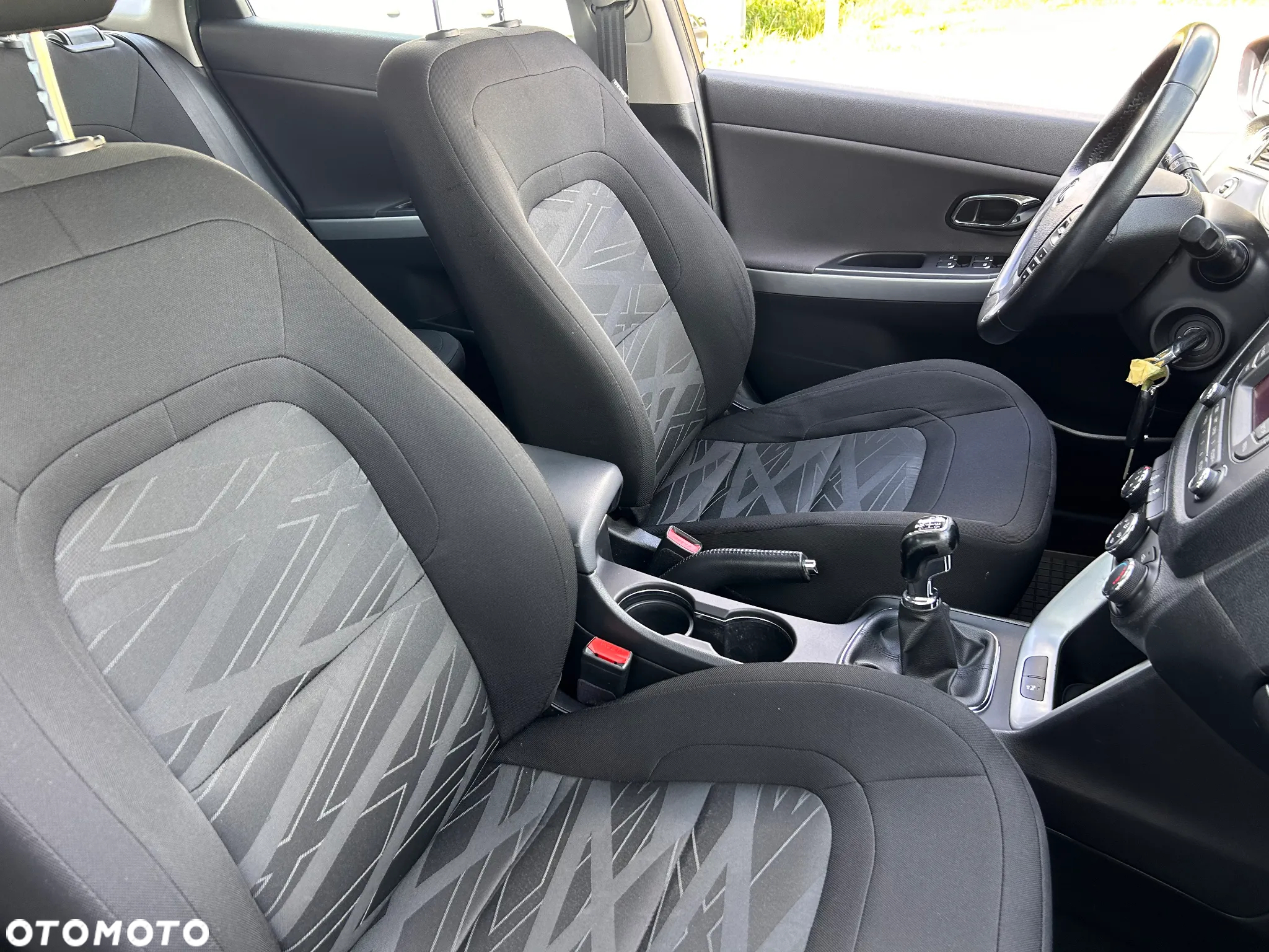 Kia Ceed 1.4 L - 19