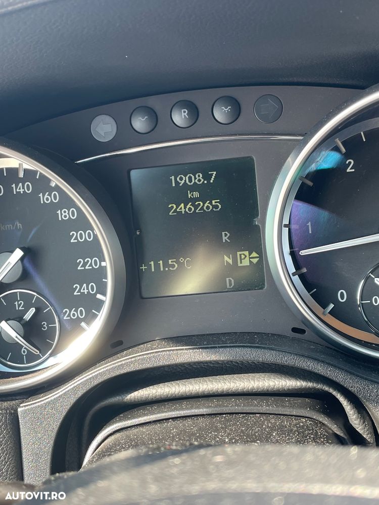 Mercedes-Benz ML - 11