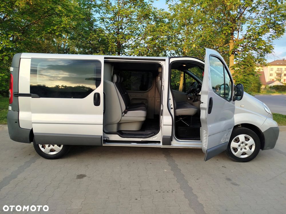 Opel Vivaro - 9