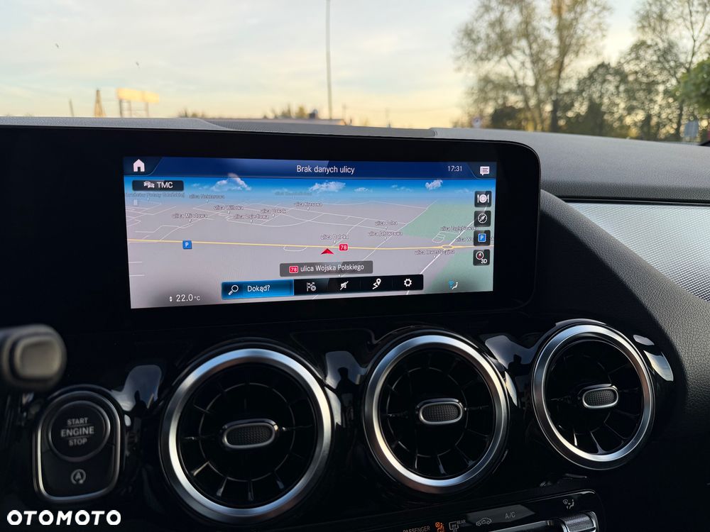 Mercedes-Benz GLA 200 Progressive - 16