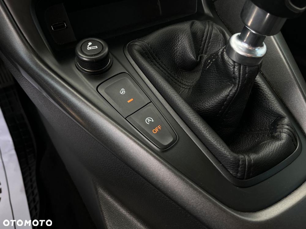 Ford Focus 1.5 EcoBlue Start-Stopp-System COOL&CONNECT - 18