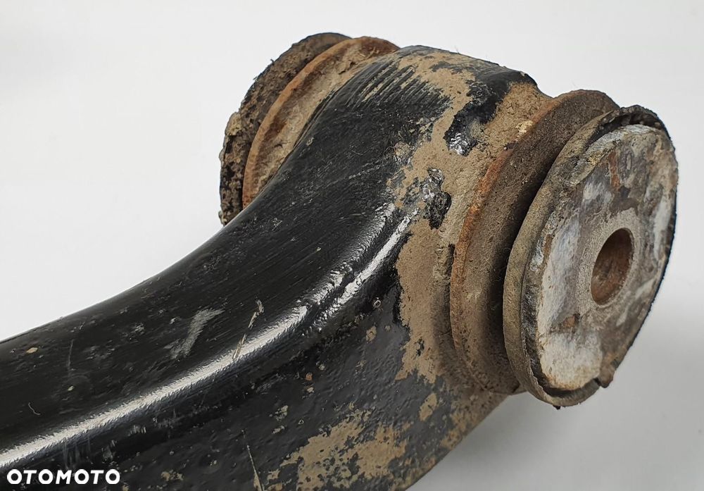 WAHACZ PRAWY TYŁ TYLNY VW PASSAT B5 W8 4B0505312 - 4