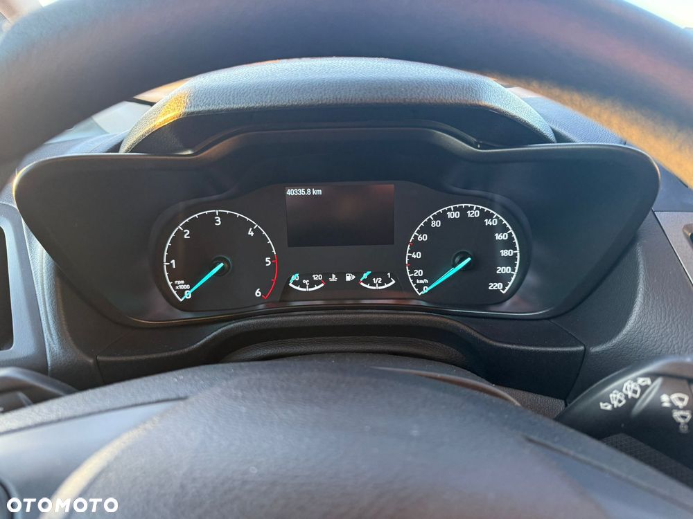 Ford Transit Connect - 12