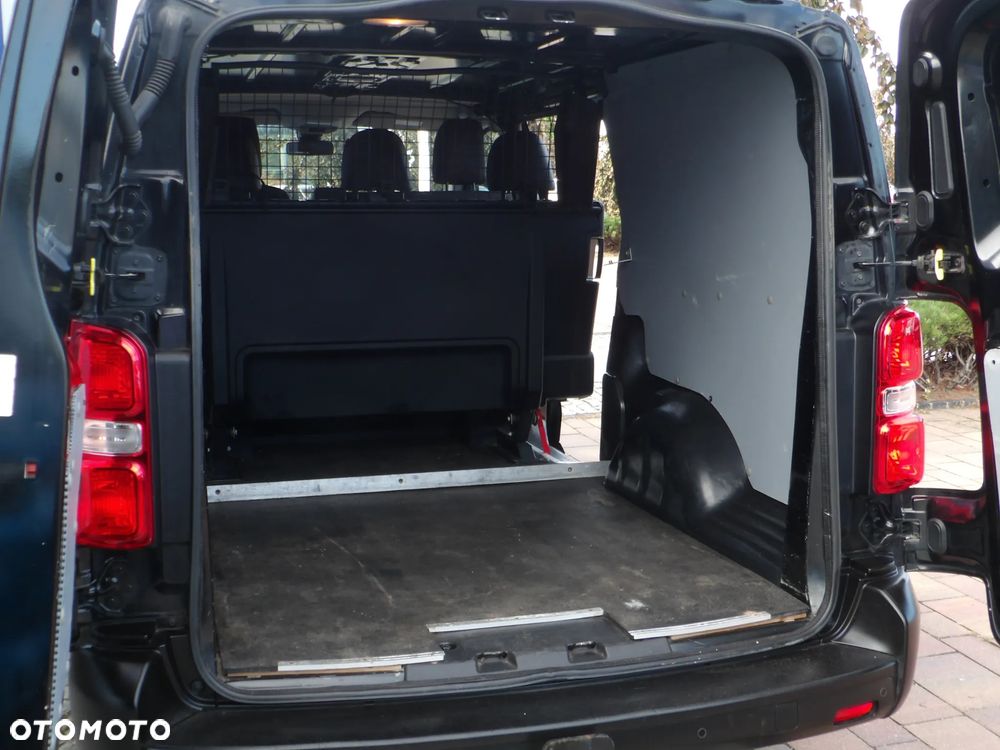 Opel Vivaro - 12