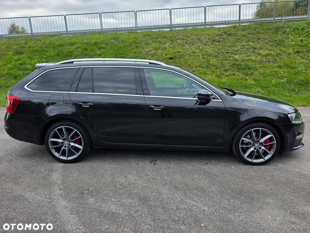 Skoda Octavia 2.0 TSI RS DSG - 23