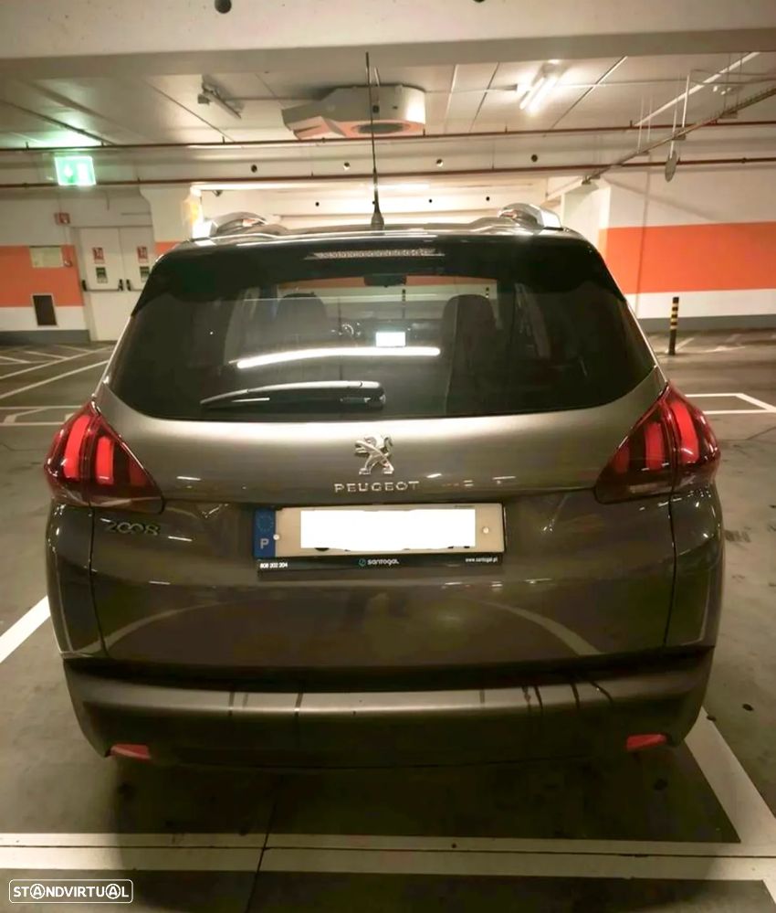 Peugeot 2008 1.2 PureTech Style - 3