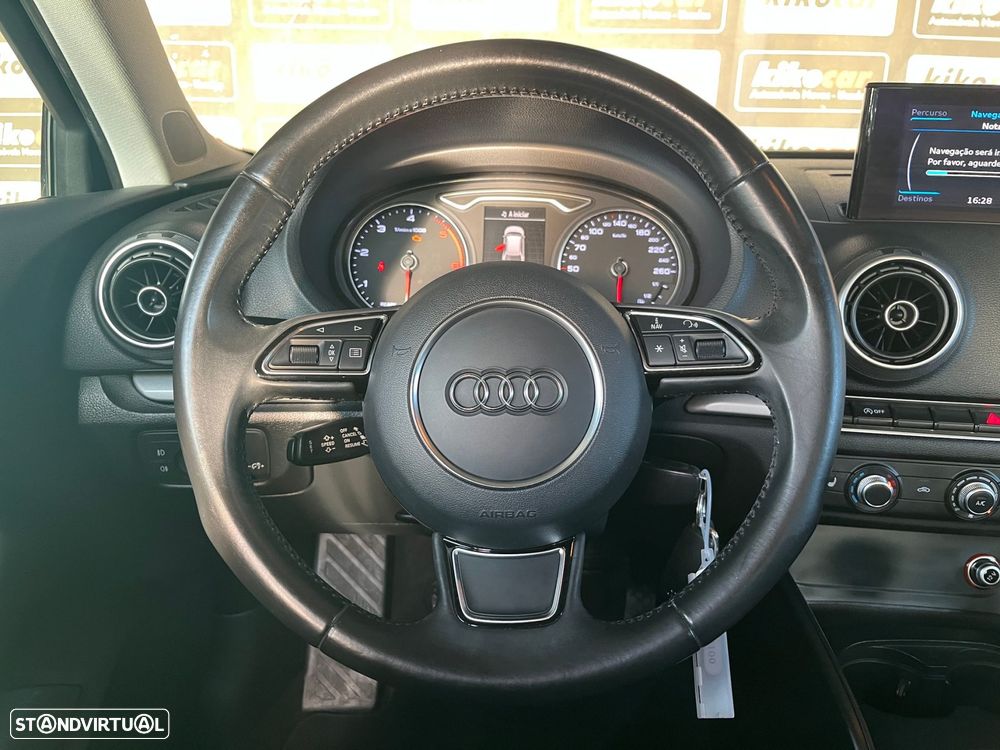 Audi A3 Sportback 1.6 TDI Sport - 17
