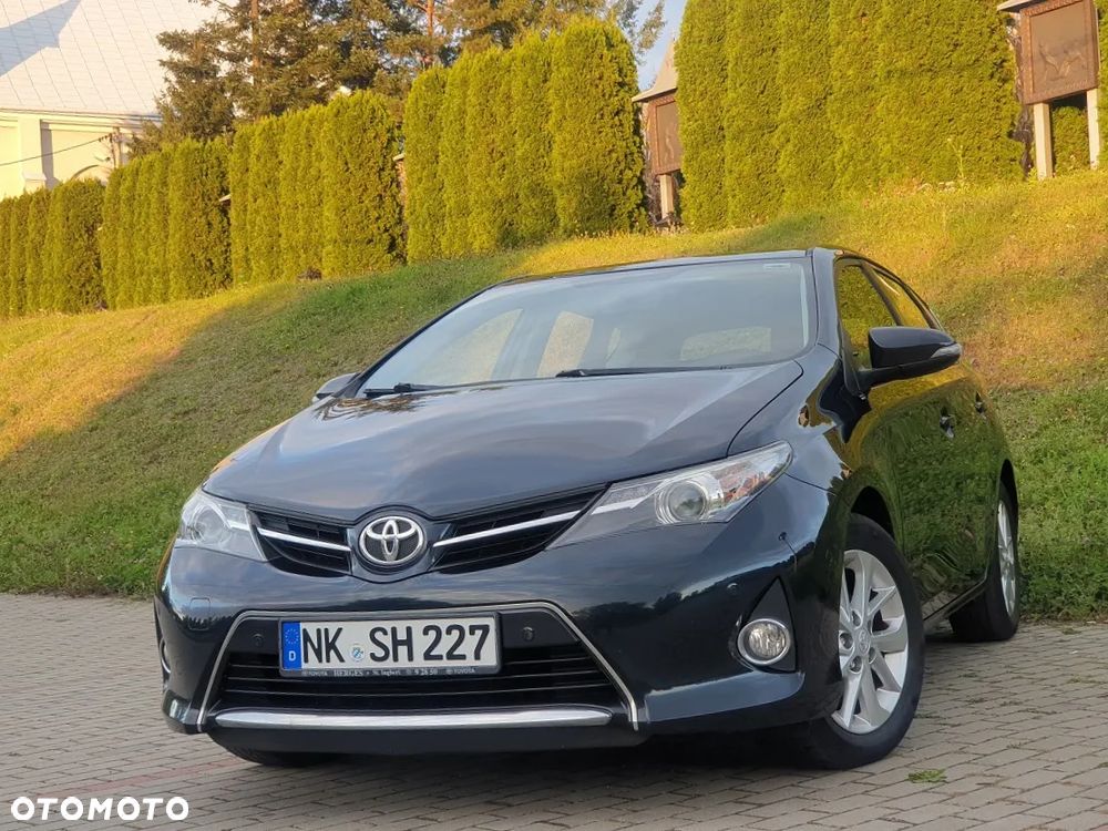 Toyota Auris 1.6 Valvematic START Edition - 3