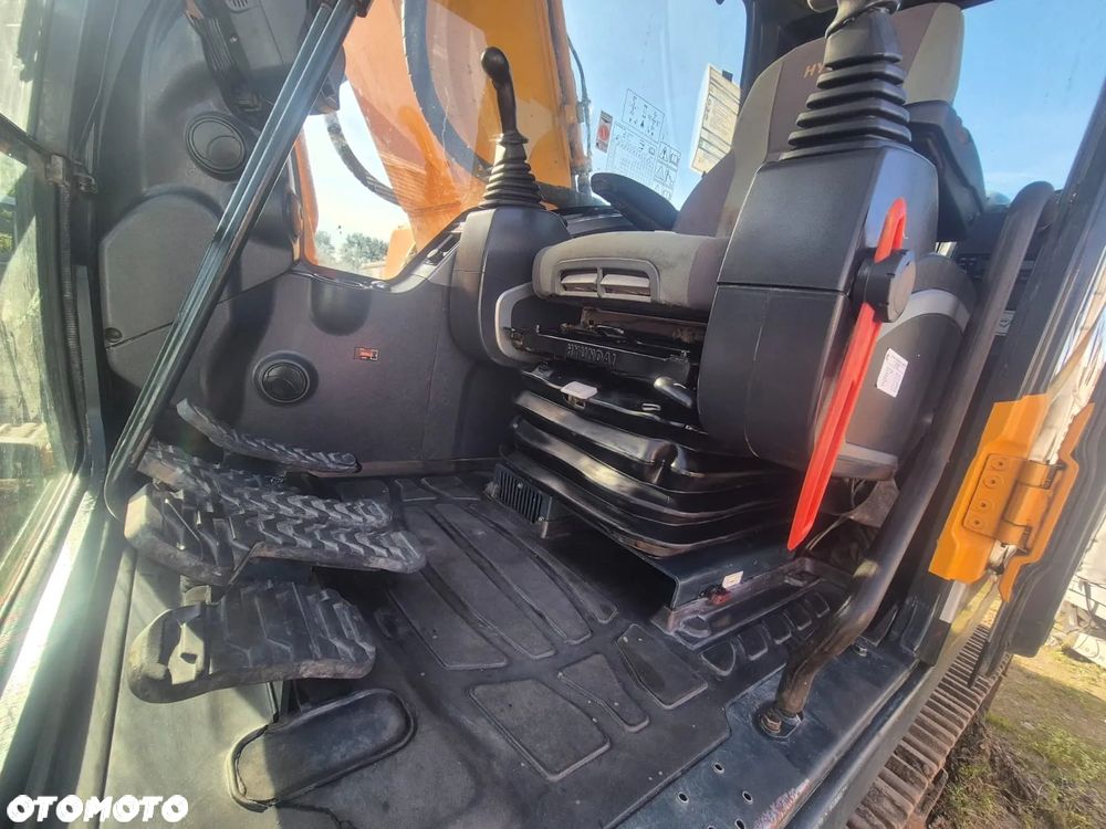 Hyundai EXCAVATOR  ROBEX 260 NLC-9A R260LC - 7