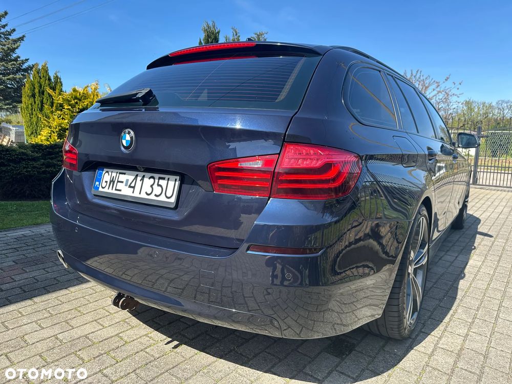 BMW Seria 5 520d Touring - 6
