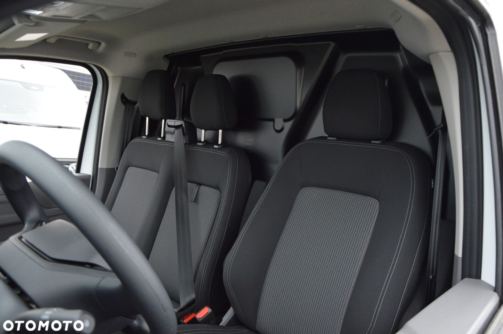 Volkswagen Transporter NOWY TRANSPORTER 3.100 Furgon 2.0 TDI 110 kW 6-G - 8