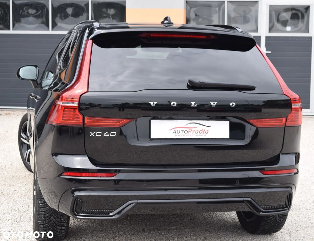 Volvo XC 60 B4 D AWD R-Design - 8