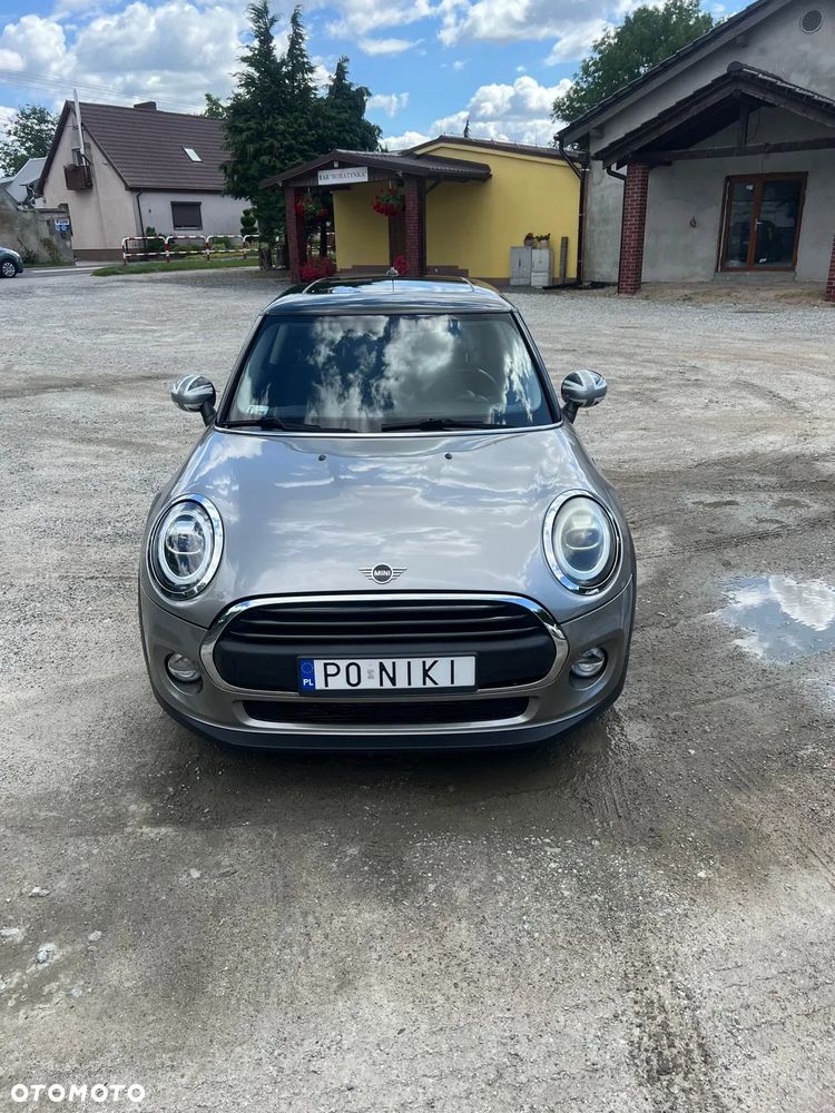 MINI Cooper Standard - 1