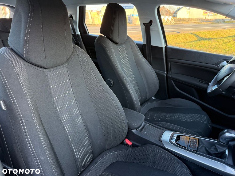 Peugeot 308 - 15