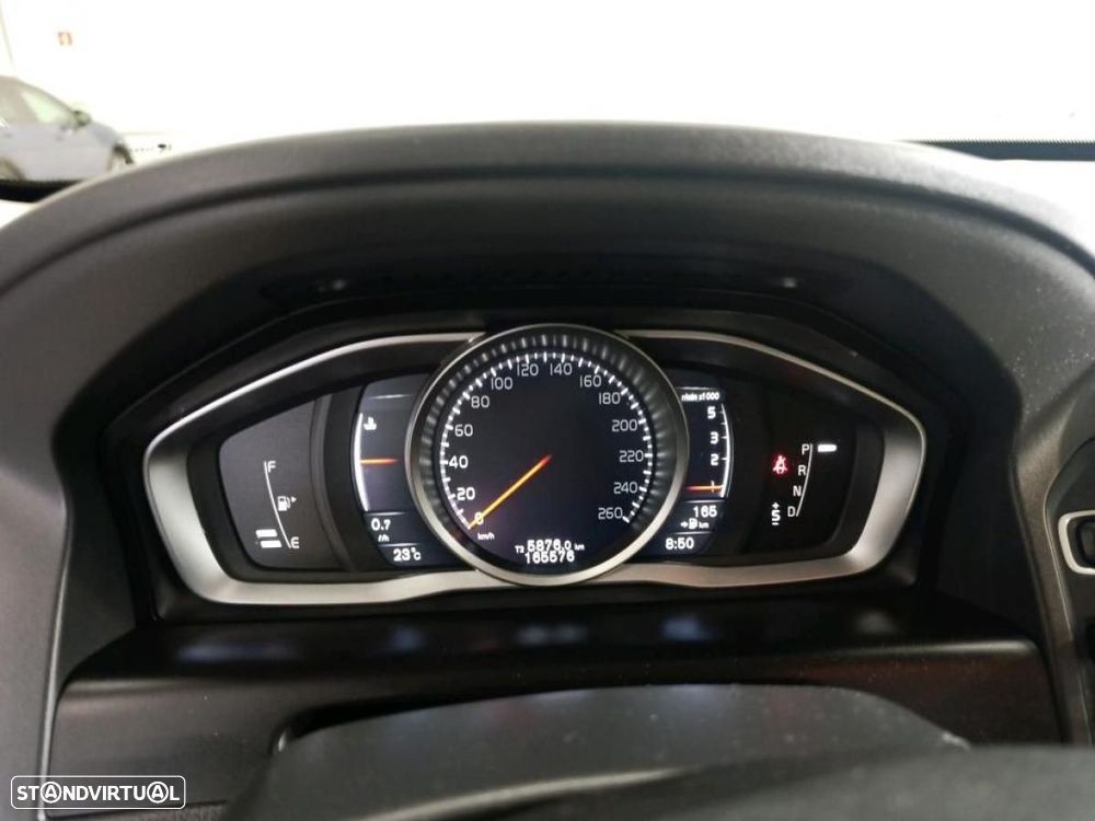 Volvo XC 60 2.0 D4 Dynamic Edition Geartronic - 3