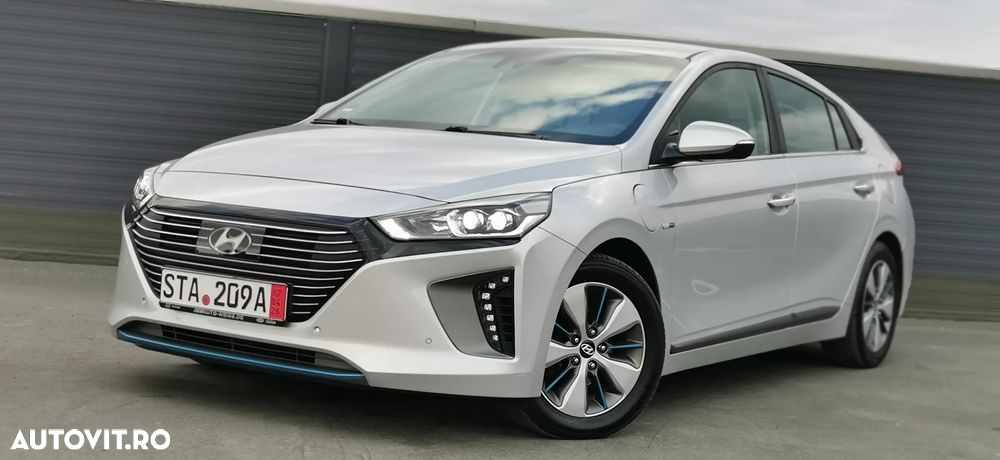 Hyundai IONIQ 1.6 GDI Premium - 1