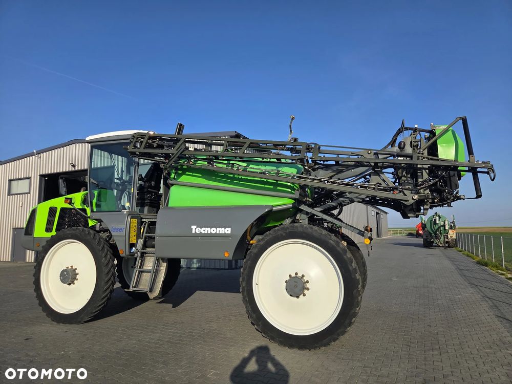 Tecnoma Laser 4240 2011 Rok, 24 M,  GPS, Automatzcyne wyłączanie sekcji, Nie Malowany, Stan Bardzo Dobry - 11