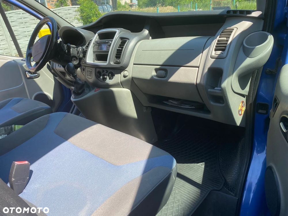 Renault Trafic - 8