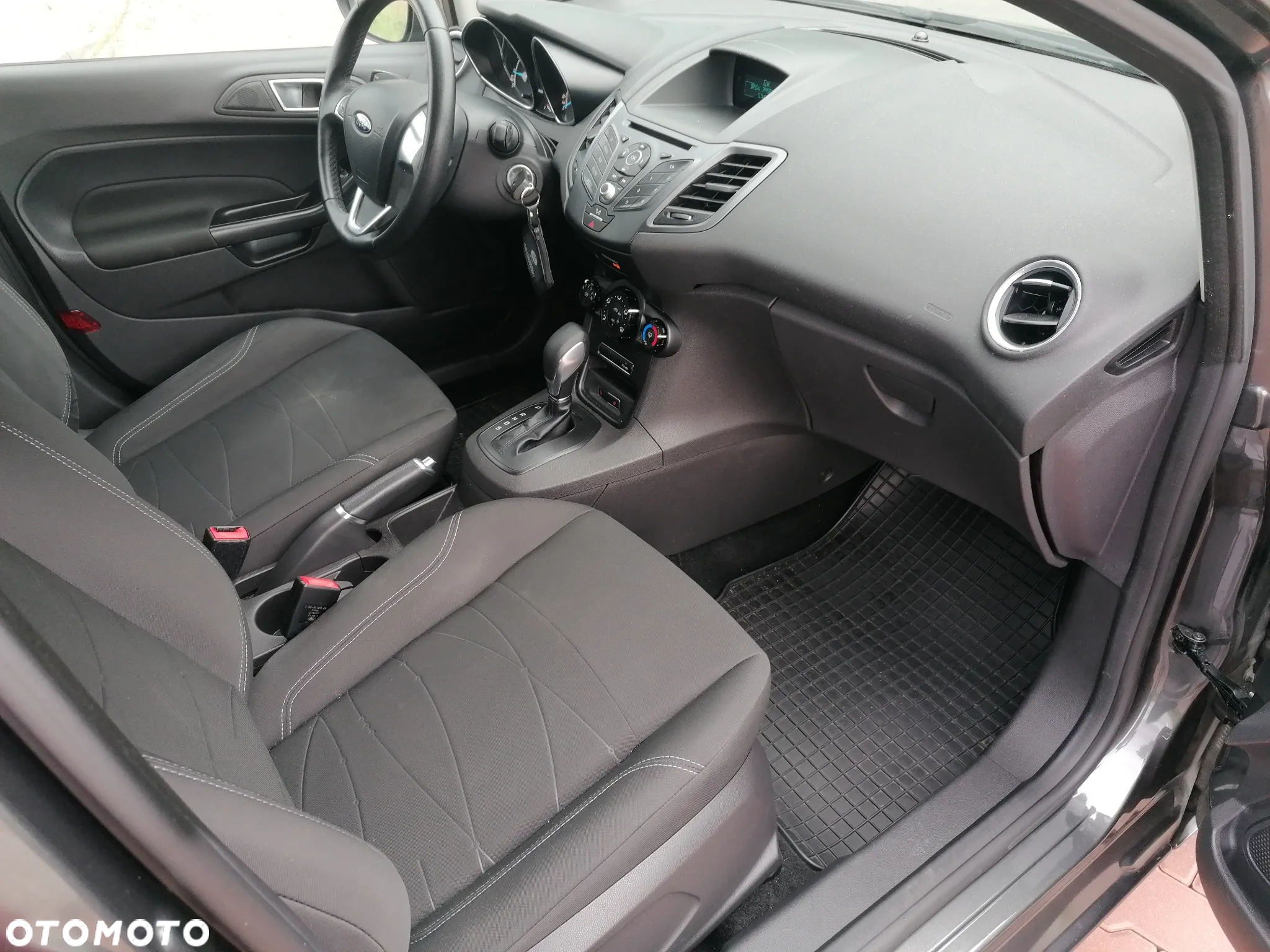Ford Fiesta 1.0 EcoBoost Powershift Celebration - 21