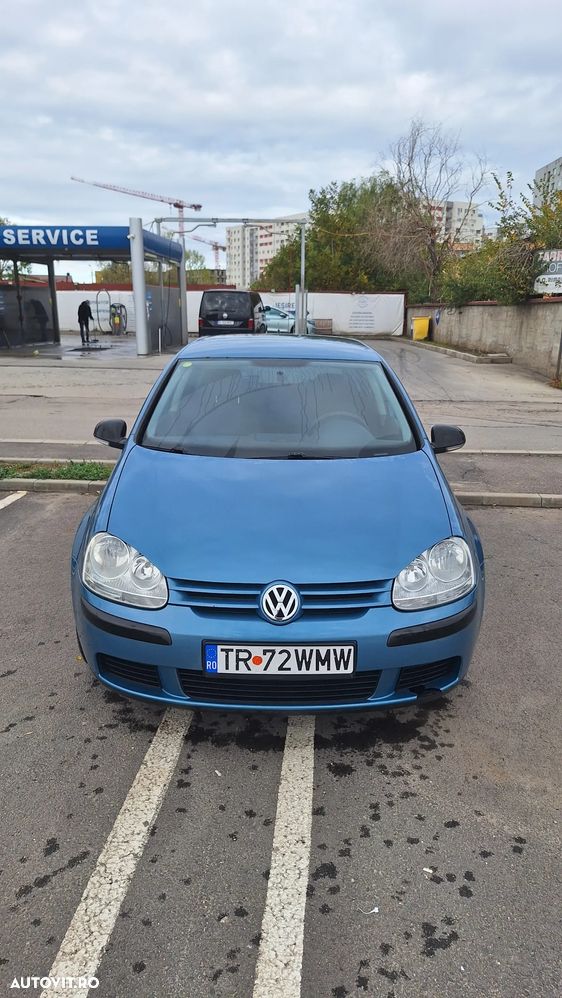 Volkswagen Golf 1.6 Comfortline - 3
