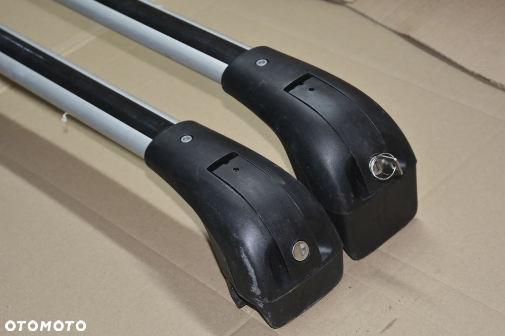 Peugaot 207  Poprzeczki Dachowe Peugeot Alu klucz - 1