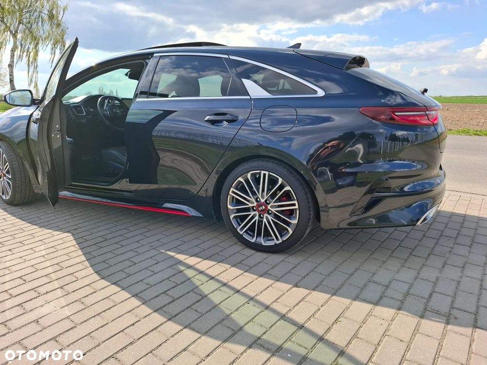 Kia ProCeed 1.6 T-GDI GT DCT - 4