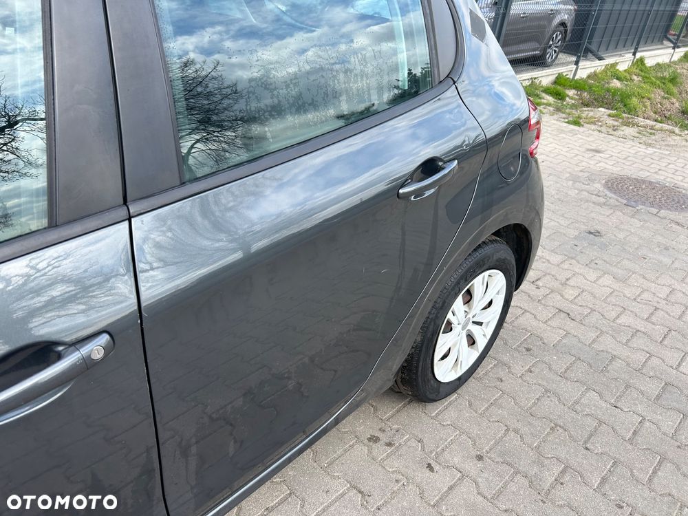 Peugeot 208 - 9