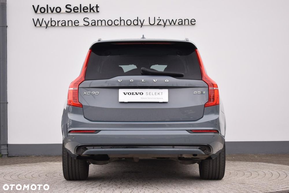 Volvo XC 90 - 7