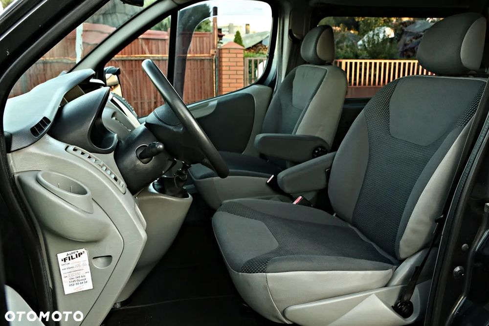 Opel Vivaro - 27