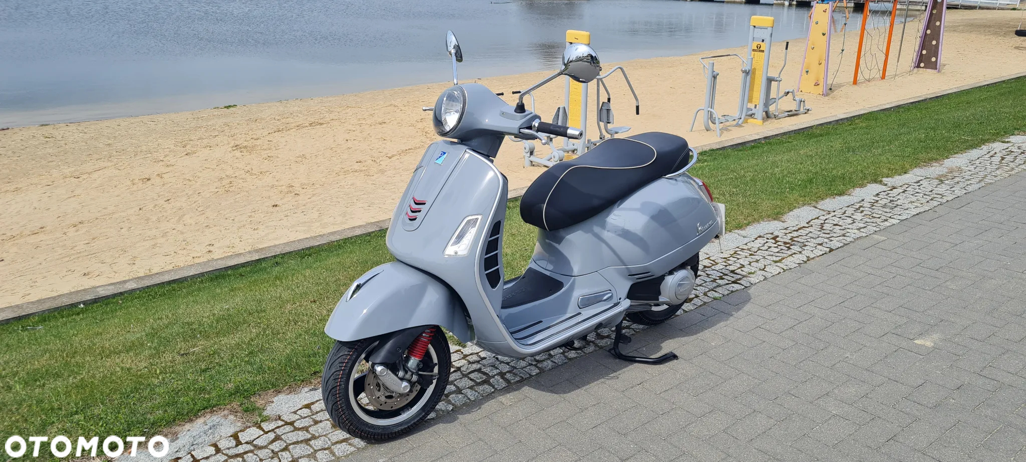 Vespa GTS - 2