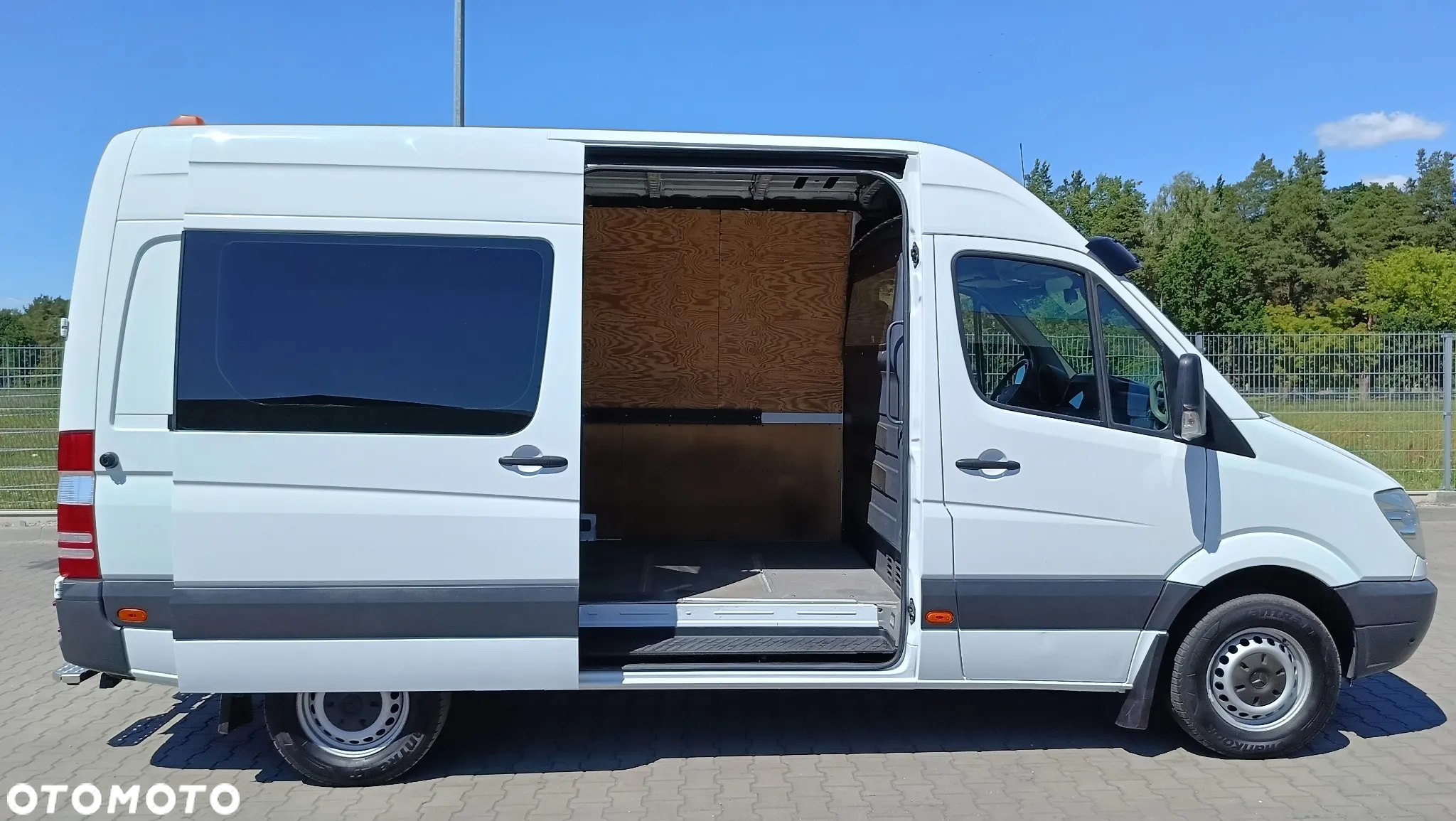 Mercedes-Benz Sprinter L2H2 Średniak 319 CDI 3.0 V6 190KM - 28