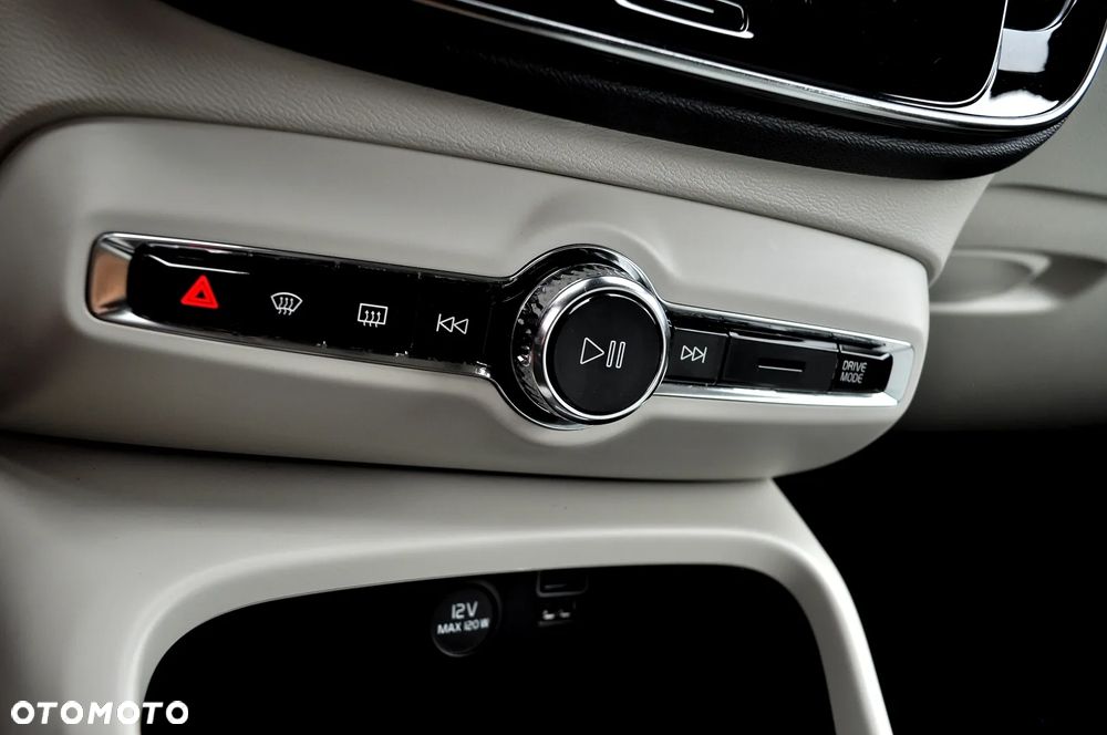 Volvo XC 40 D3 AWD Inscription - 31