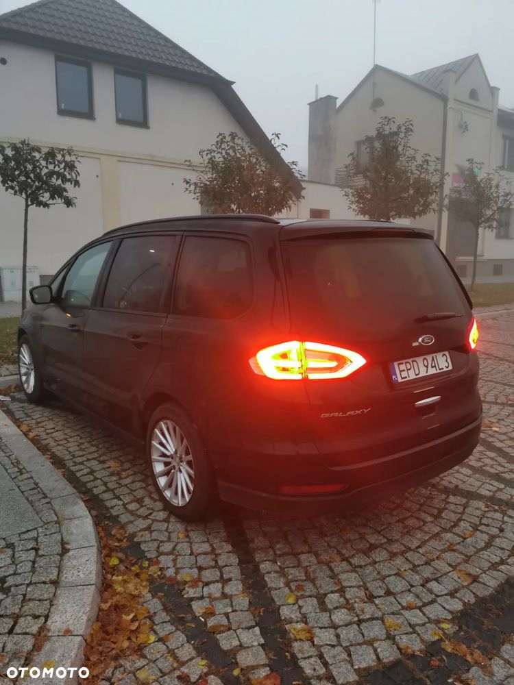 Ford Galaxy - 4