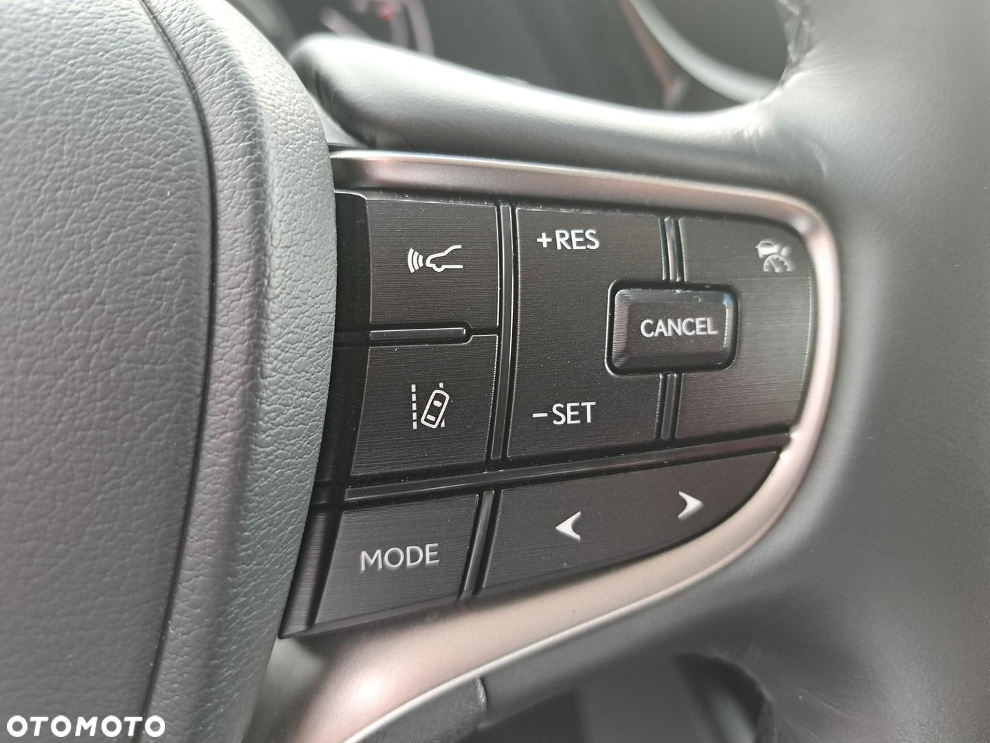 Lexus ES - 14