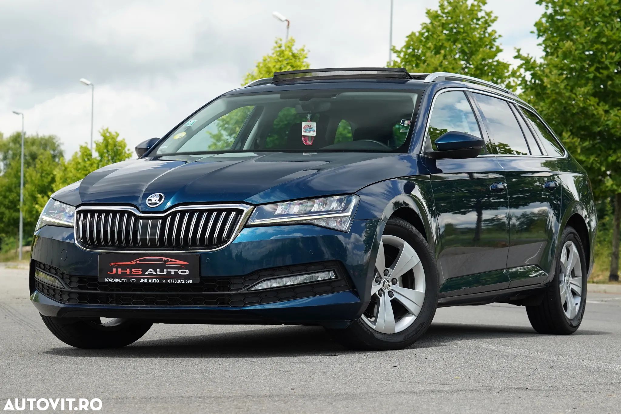 Skoda Superb Combi 2.0 TDI DSG Style - 1