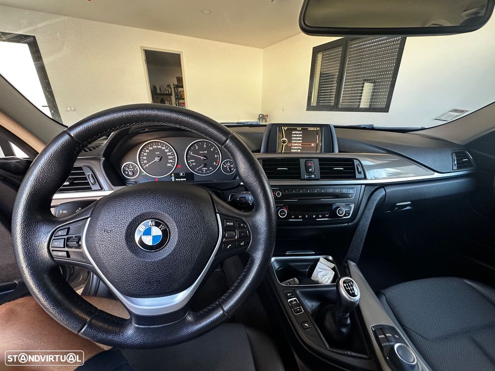 BMW 318 d xDrive Line Modern - 5