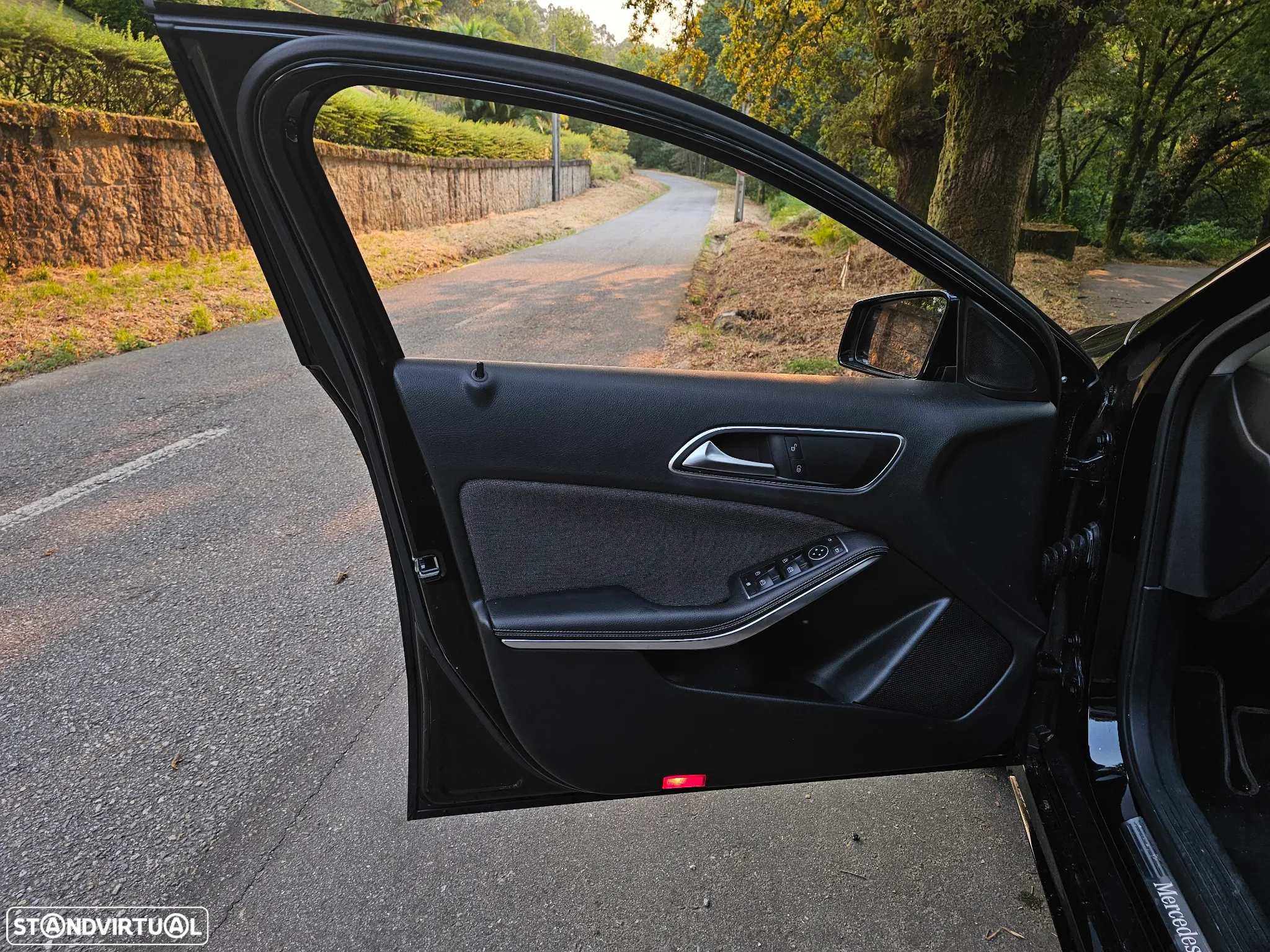 Mercedes-Benz A 180 d AMG Line - 22