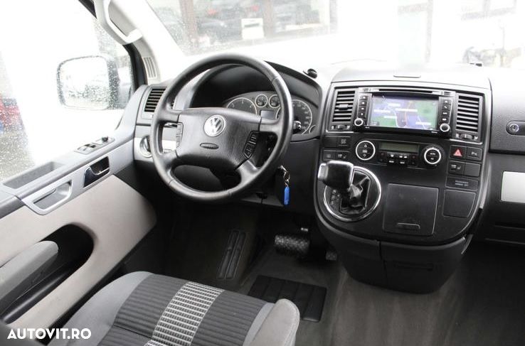 Volkswagen Multivan - 7